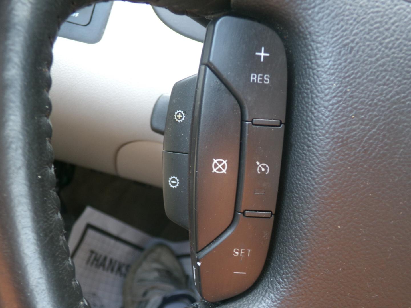 2014 Black /Gray Chevrolet Impala LT (2G1WB5E35E1) with an 3.6L V6 DOHC 16V FFV engine, 6-Speed Automatic transmission, located at 401 First NE, Bearden, AR, 71720, (870) 687-3414, 33.726528, -92.611519 - Photo#12